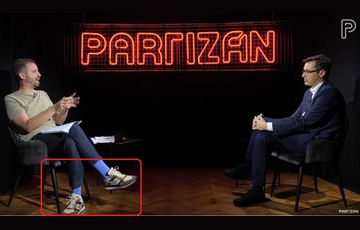 Id&aacute;ig halljuk a cuppog&aacute;st: VV Zsolti ut&aacute;n Guly&aacute;s M&aacute;rton is v&aacute;logatott al&aacute;k&eacute;rdez&eacute;sekkel egyengette a főpolg&aacute;rmester kamp&aacute;ny&aacute;t
