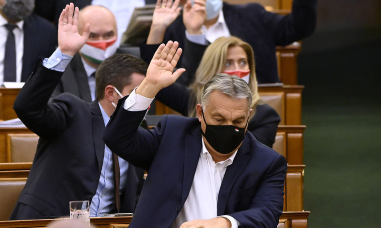 Vétó: nem a jogállamiságra, hanem az ideológiai zsarolásra mondott nemet
