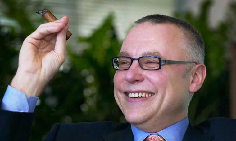 Így érnek össze a szálak a Telexet finanszírozó cseh oligarcha, Zdenek Bakala és a 24.hu-t birtokló Varga Zoltán között